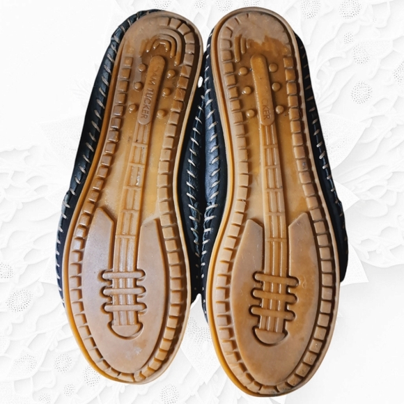 Adam Tucker By Me Too Butter-Soft Leather Flats In Charcoal  - Picture 10 of 11